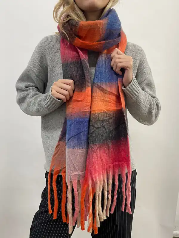 Soft Chunky Checked Scarf with Tassels in Blue Berry - SVNX