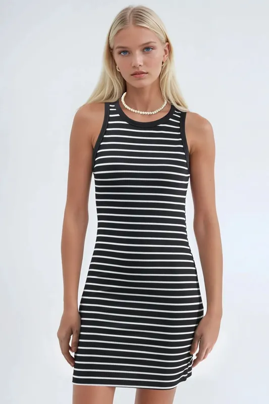 Bodycon Mini Dress with Crew Neck - Hiccup