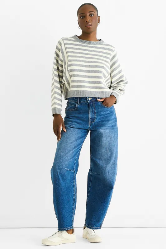 Grey Contrast Stripe Loose Fit Knit Jumper - Gini London