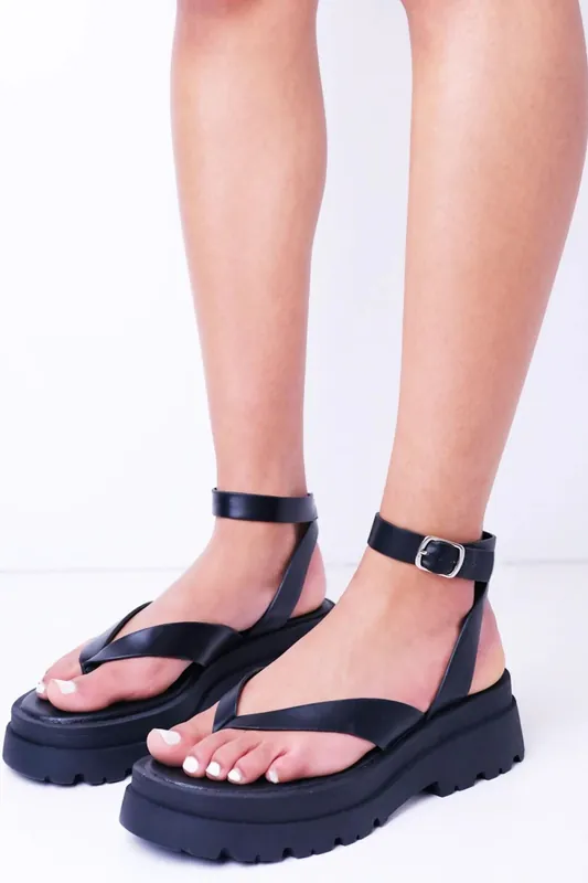Toe Thong Chunky Platform Ankle Strap Sandals - Femme Luxe