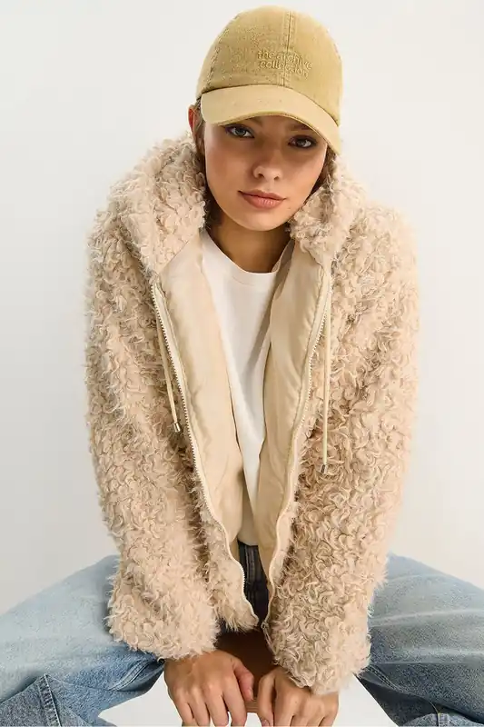 Hooded Plush Coat - Bianco Lucci