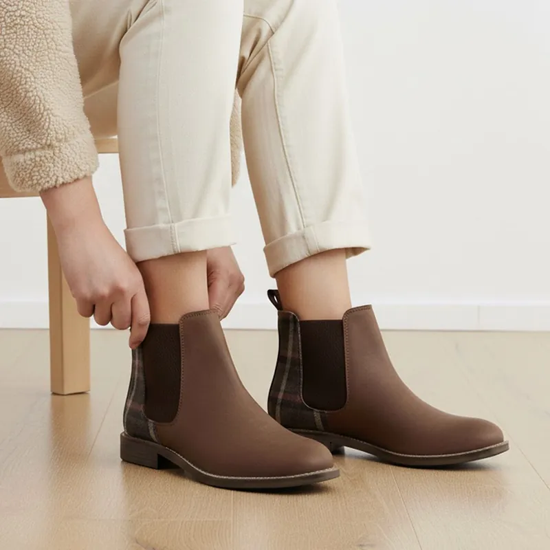 Jenny Leather Womens Chelsea Boots - Silver Street London
