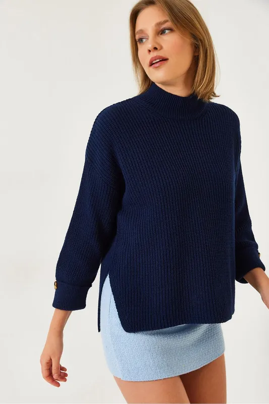 Textured Knitwear Half Turtleneck Sweater with Button Closure - Bianco Lucci