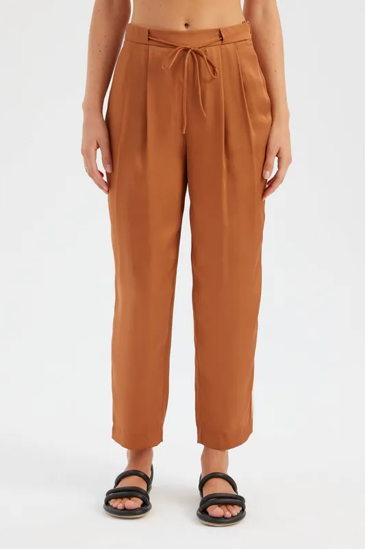 High Waist Drawstring Pleated Carrot fit Trousers - Hiccup