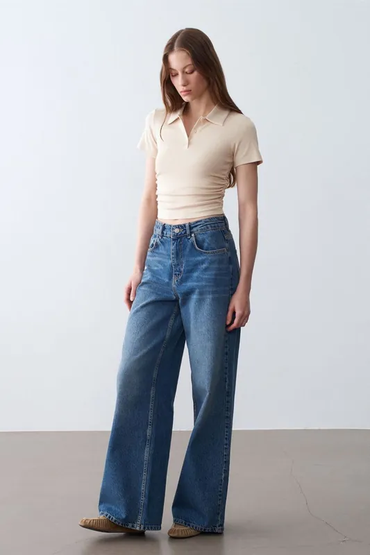 Women’s Crop Slim Fit Polo T-Shirt