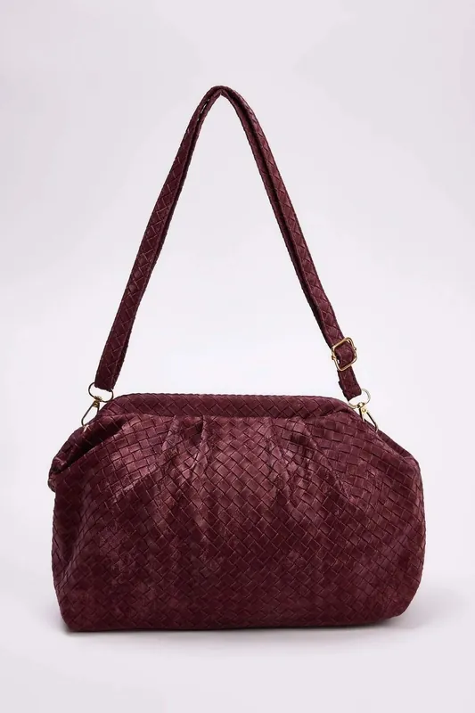 Women's Woven Gathered Clutch Shoulder Bag with Magnetic Closure - WOVCOR