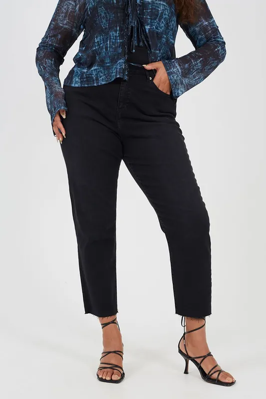 Curve Raw Hem Cropped Mom Jeans - Brave Soul