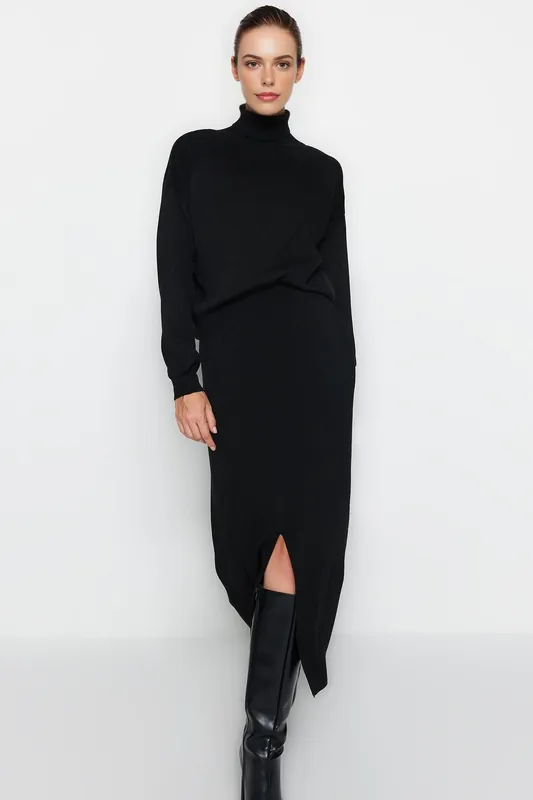 2-Piece Knit Turtleneck Sweater & Skirt Set