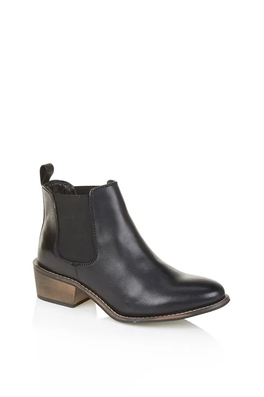 Layla Leather Womens Chelsea Boots - Silver Street London