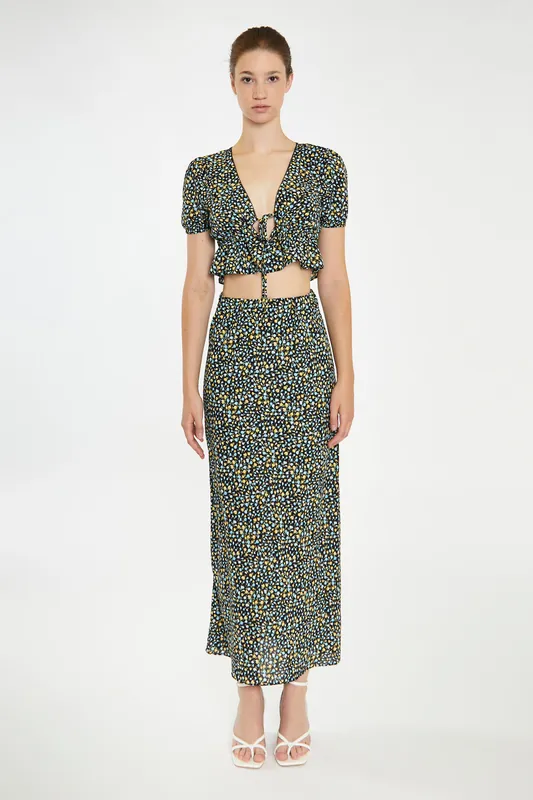 Tie Front Crop Top - Shnoo