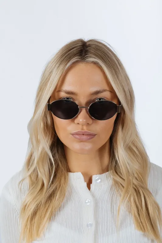 Oval Metal Frame Sunglasses - SVNX