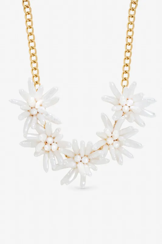 Statement Pearl Floral Necklace - Mood