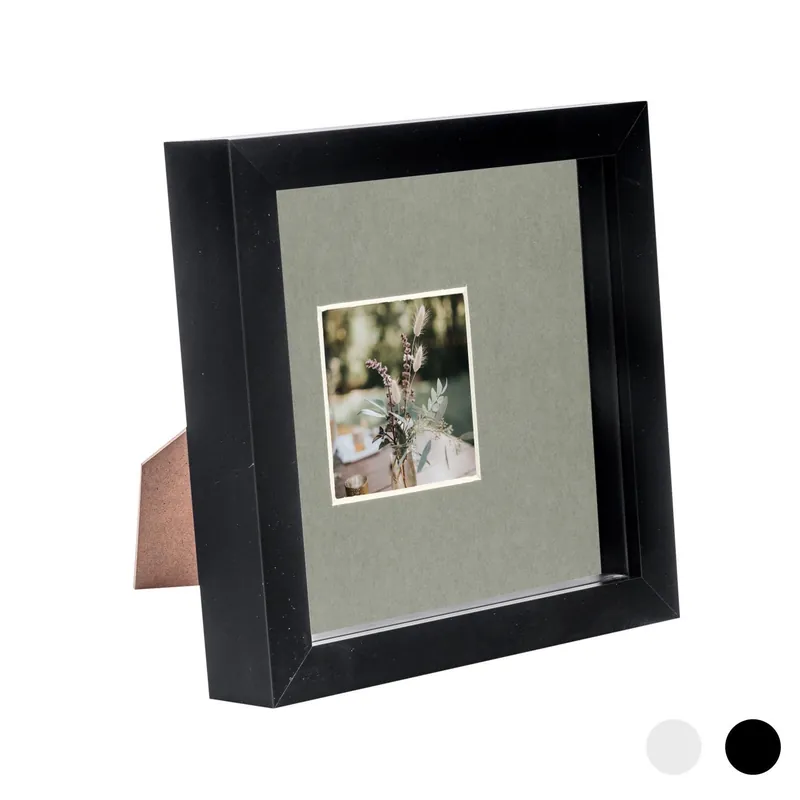 3D Box Photo Frame - 6 x 6" with 2 x 2" Mount - Black Mount