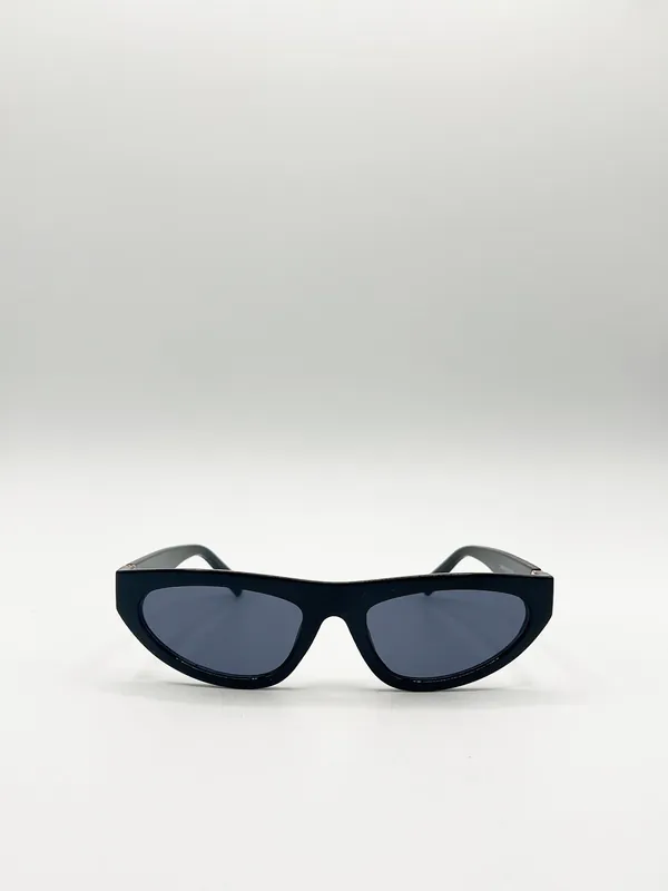 Retro Oval Sunglasses in Black - SVNX