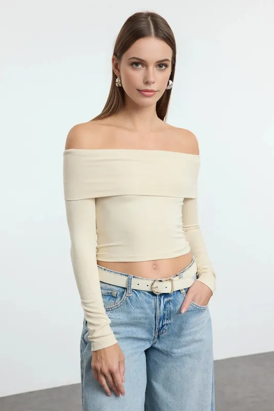 Off-Shoulder Carmen Collar Crop Knit Top