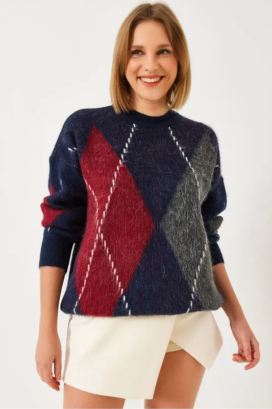 Oversized Diamond Printed Sweater - Bianco Lucci