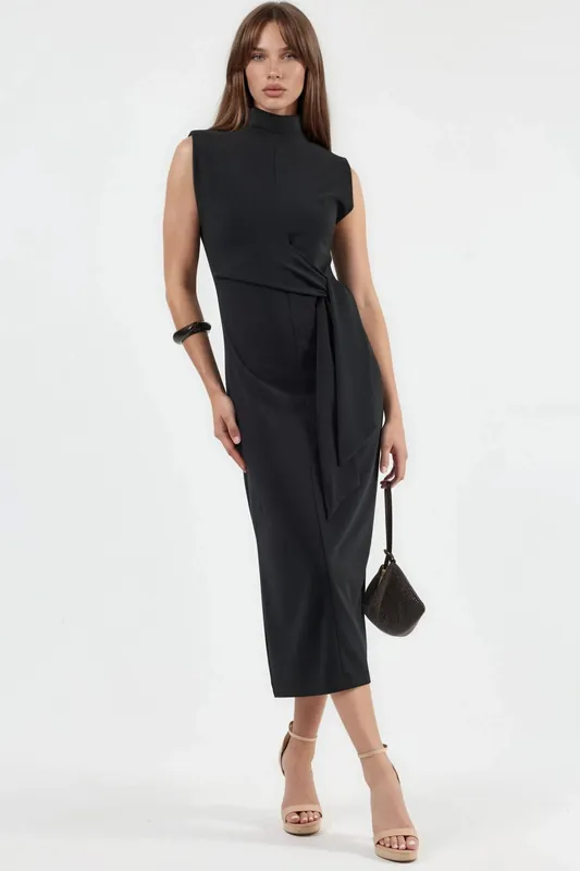 Midi Dress with Tie Detail - Busem