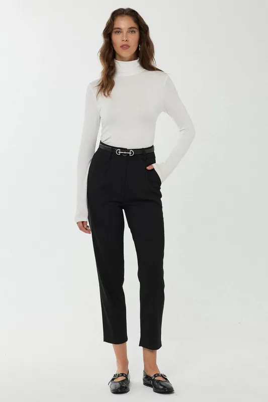 Carrot Fit Basic Pants - Hiccup