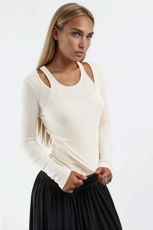 Ribbed U Collar Long Sleeve Blouse - Busem