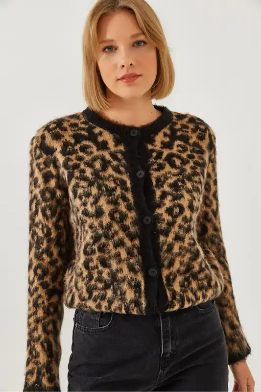 Thick Ribbed Knitwear Cardigan with Leopard Print - Bianco Lucci