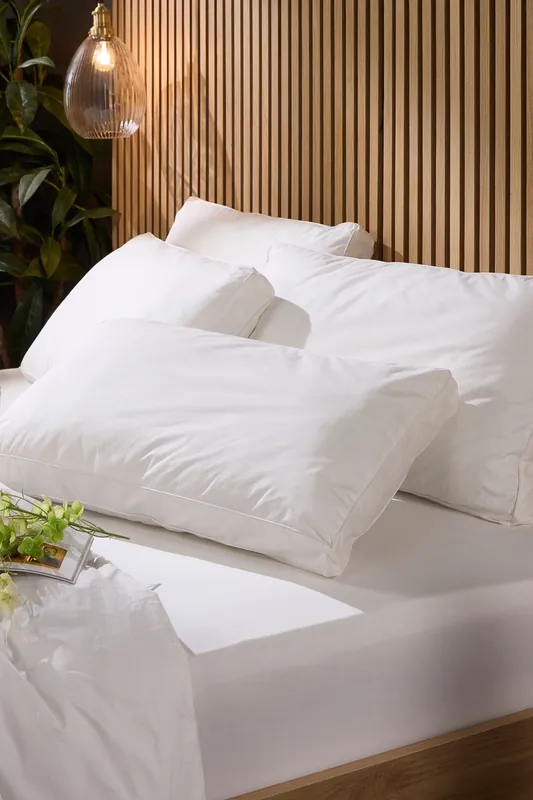 2 Pack Hotel Luxurious Back Sleeper Medium Support Pillow - Snuggledown