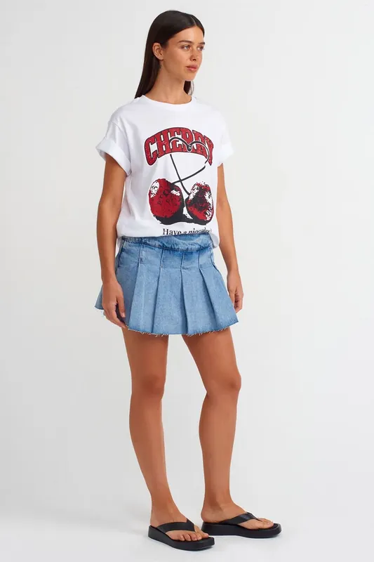 Mid-Waist Mini Denim Skater Skirt