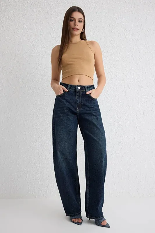 Normal Waist Loose Baggy Jeans - WOVCOR