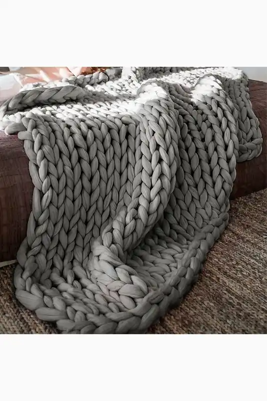 Chunky Knit Throw Blanket Handwoven Home Decor - H&O Direct