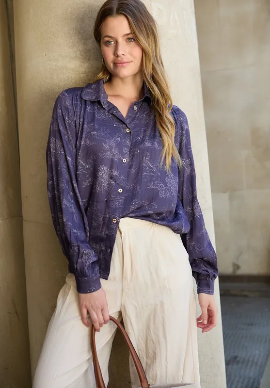 Marrianne Peter Pan Collar Josephine Print Shirt In Navy - Lily and Lionel