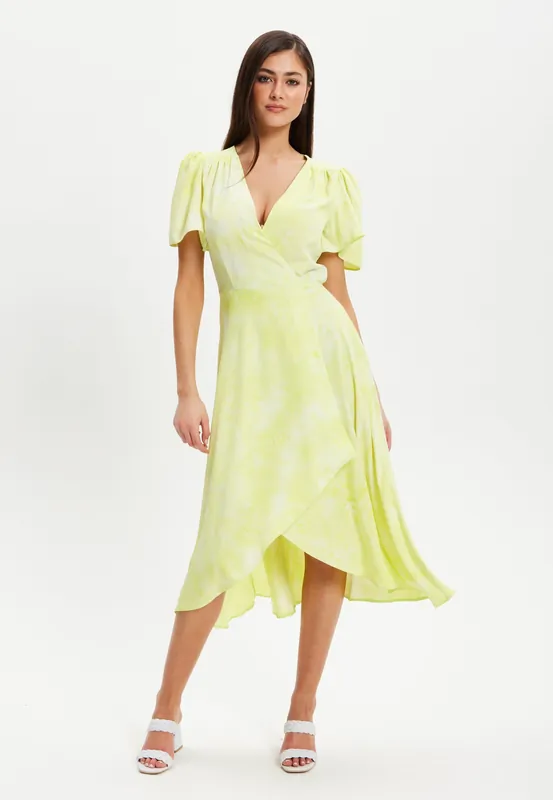 Angel Sleeve Wrap Dress In Pistachio - Liquorish