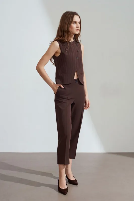 Women's High-waist Belted Capri Trousers