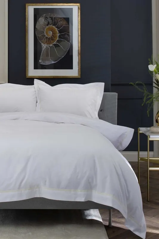 Boutique Hotel Hampstead 200 Thread Count Cotton Duvet Cover Set - The Lyndon Company