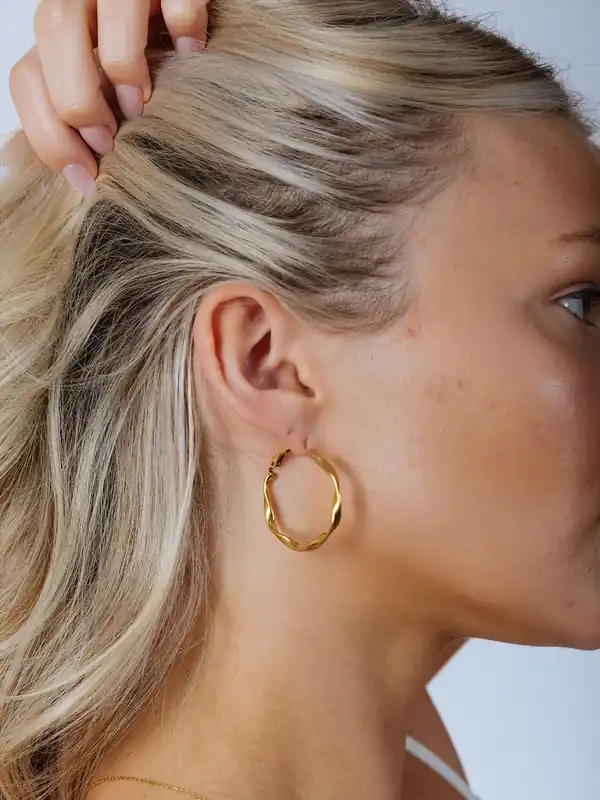 Twist Hoops - Pouch Included