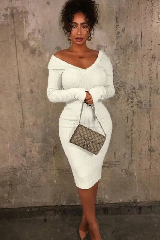 Ribbed V Neck Midi Jumper Dress - Femme Luxe