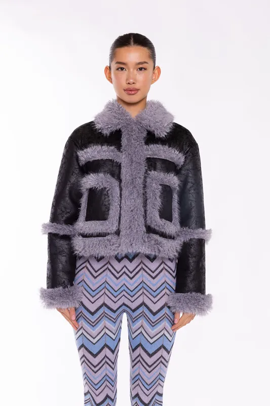 Cropped Shearling Coat - Shnoo