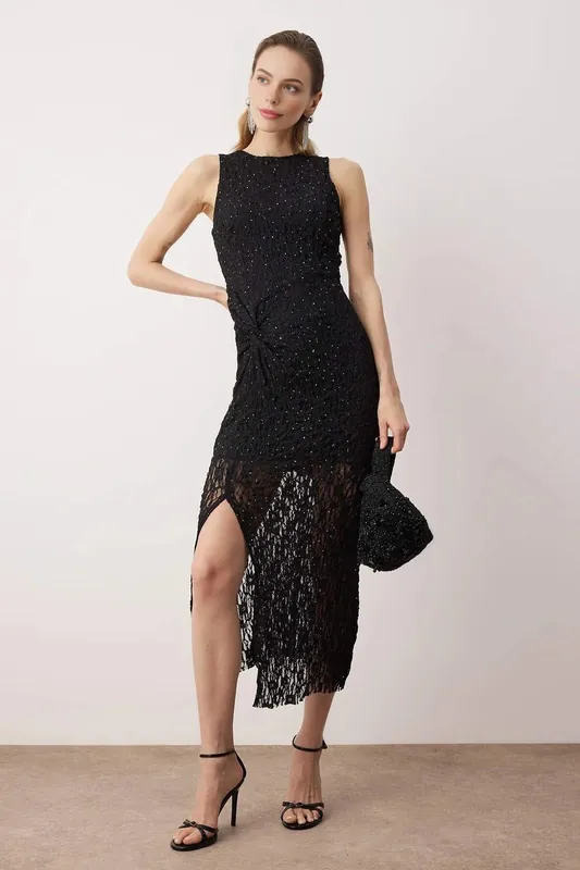 Embellished Tulle Maxi Dress with Lined Finish - WOVCOR