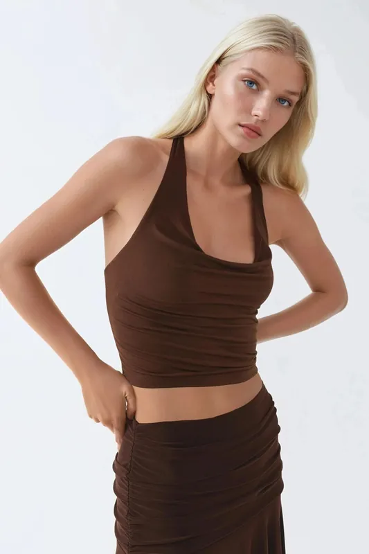 Halter Neck Slim Fit Crop Blouse - Busem