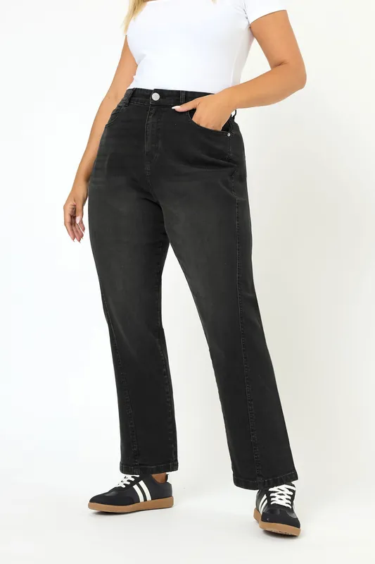 Carrot Leg Jeans - Yours