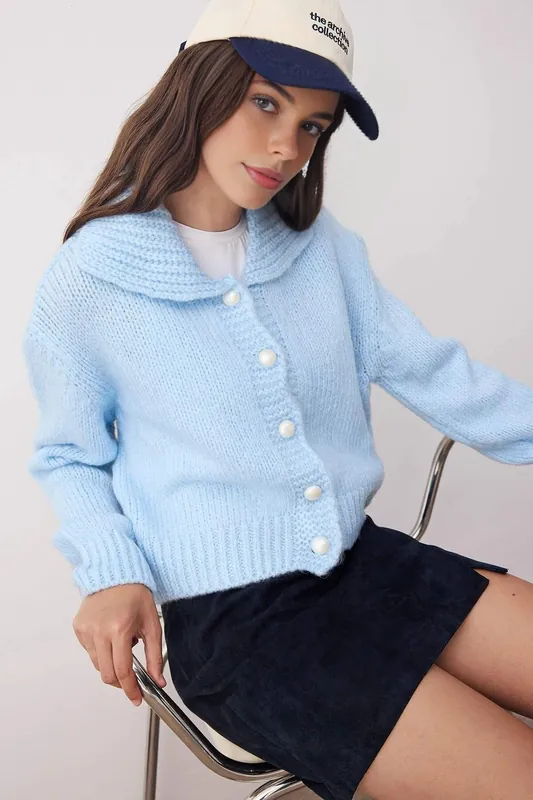 Oversize Crop Knit Cardigan - WOVCOR