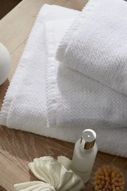 'Lune Sculpted' Cotton Towel - Murmur