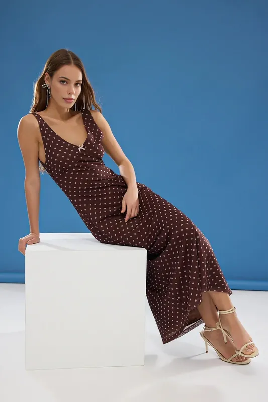 Polka Dot V-Neck Sleeveless Midi Dress with Side Split