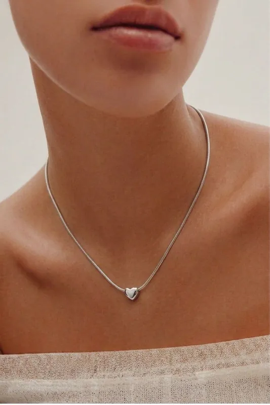 Silver Love Heart Necklace - Serla