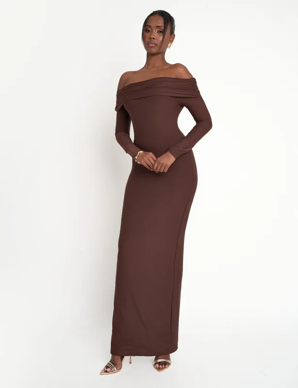 Slinky Bardot Maxi Dress Brown - Public Desire