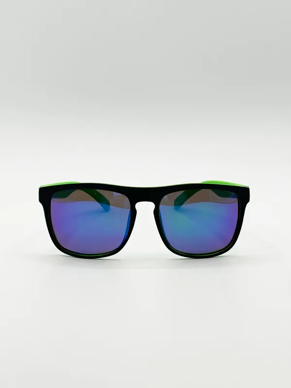 Matte Wayfarer Sunglasses with Case - Polarised