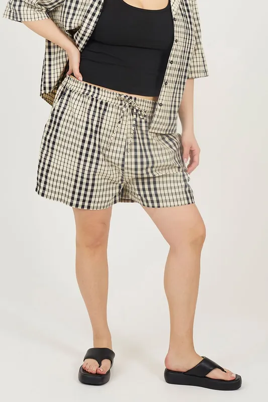 Curve Check Shorts With Tie Waist - Brave Soul