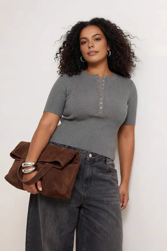 Ribbed Button Detail Short Sleeve Fitted Top - WOVCOR