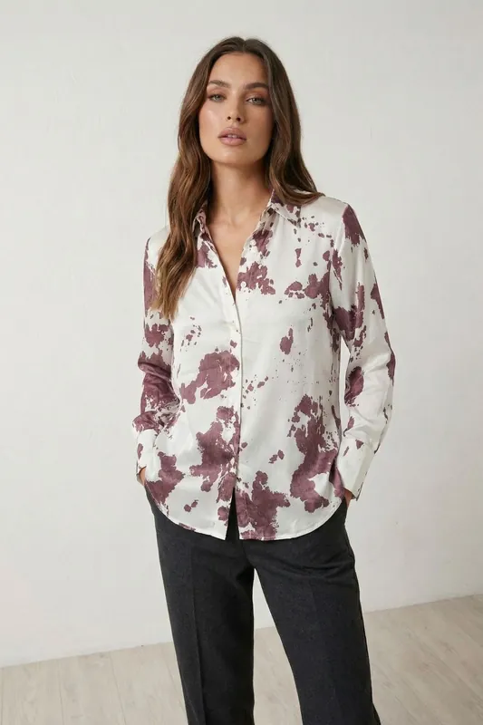 Abstract Print Button-Up Shirt