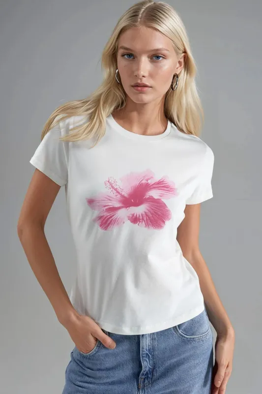 Patterned Fitted T-Shirt