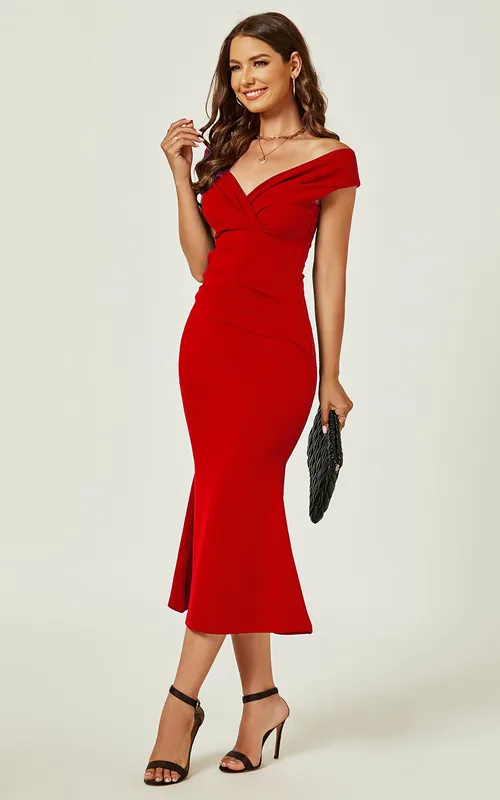 Bardot Pleated Midi Dress In Red - FS Collection