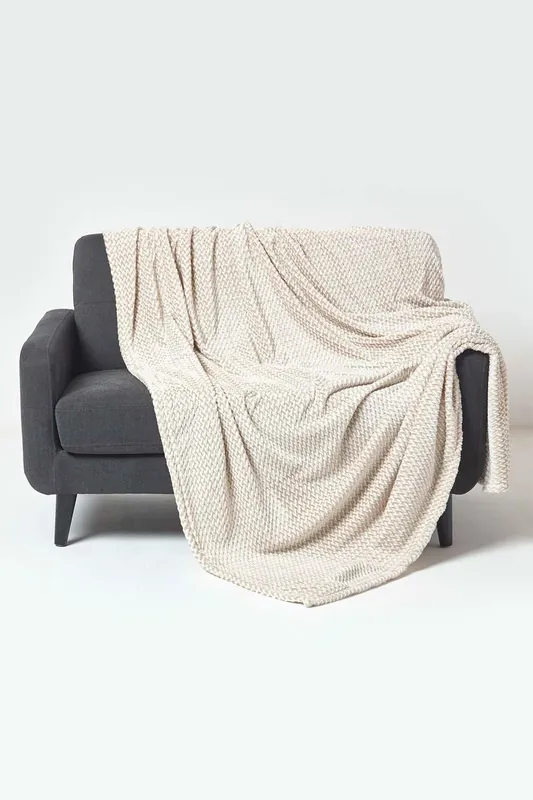 Mora Faux Fur Velvet Throw - Homescapes